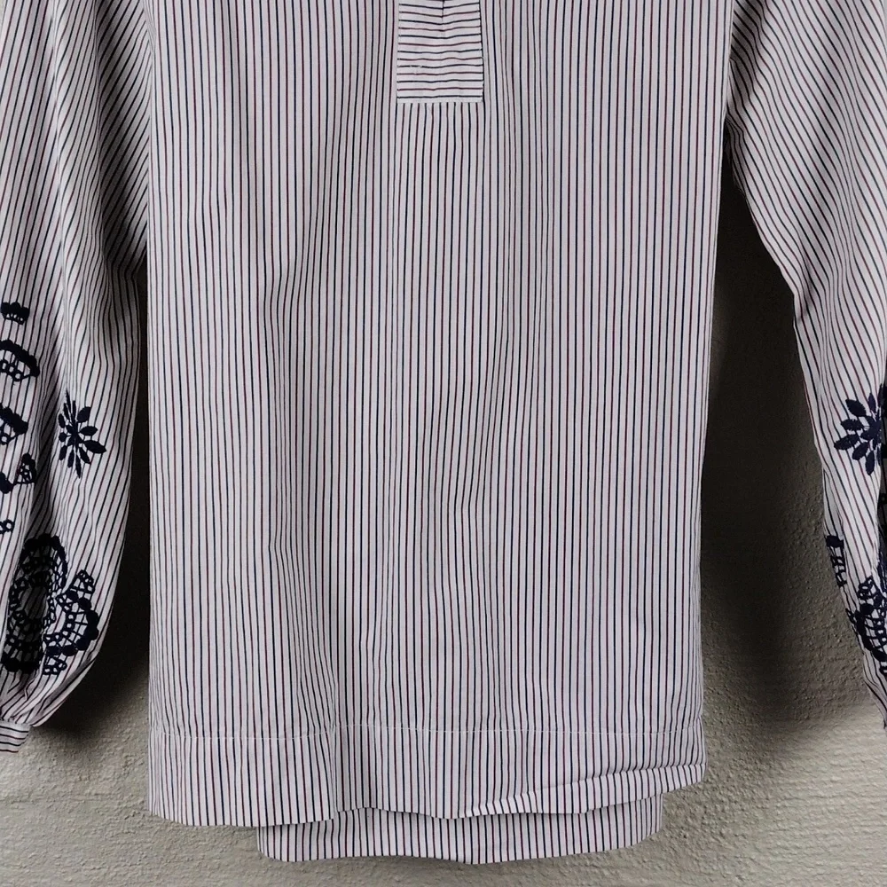 J. Crew Red White Blue Pinstripe Floral Button V-Neck Long Sleeve Tunic …